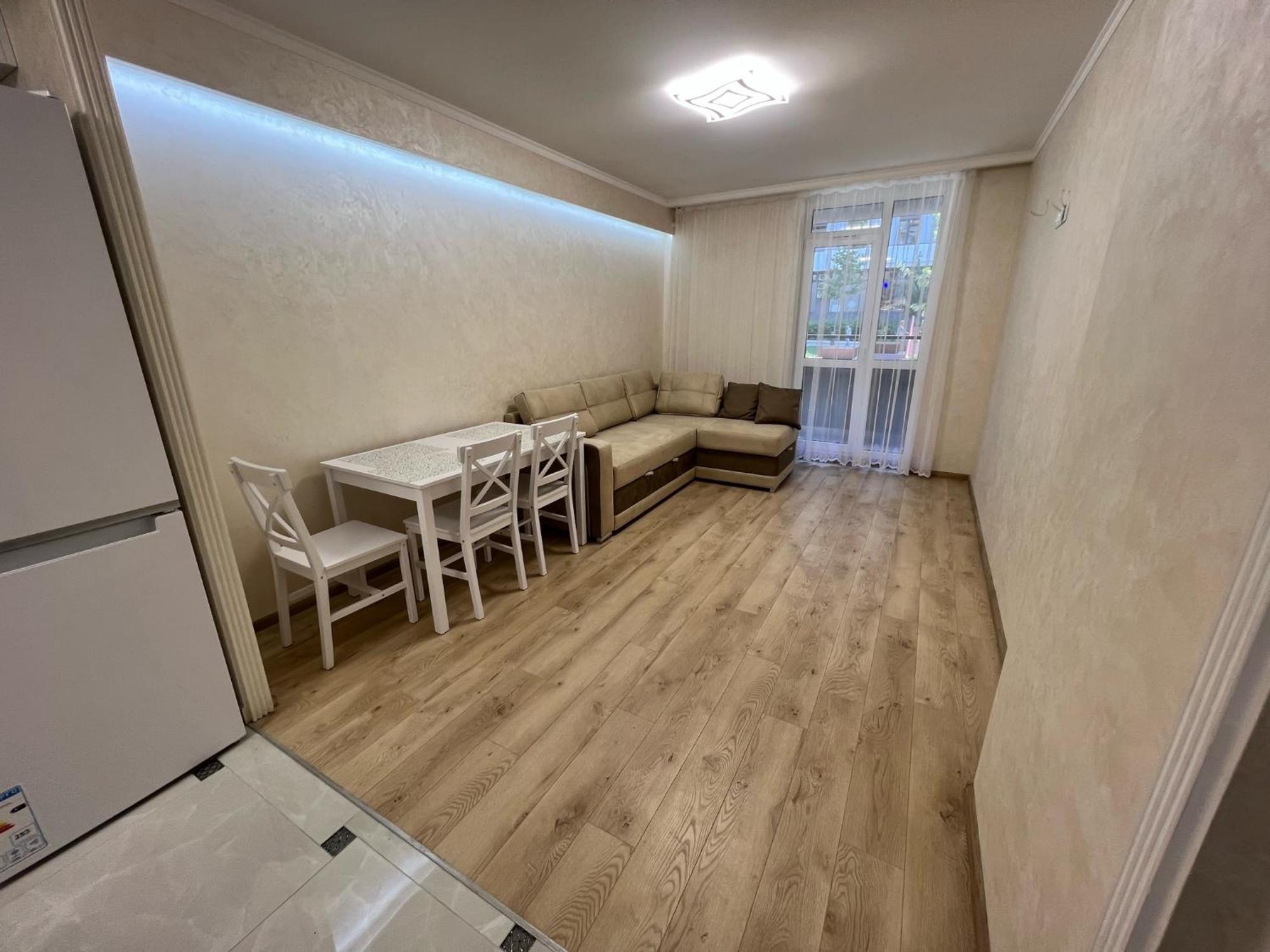 Green House Апартаменти В Новобудові По Вул Зелена 204 Lviv Ngoại thất bức ảnh