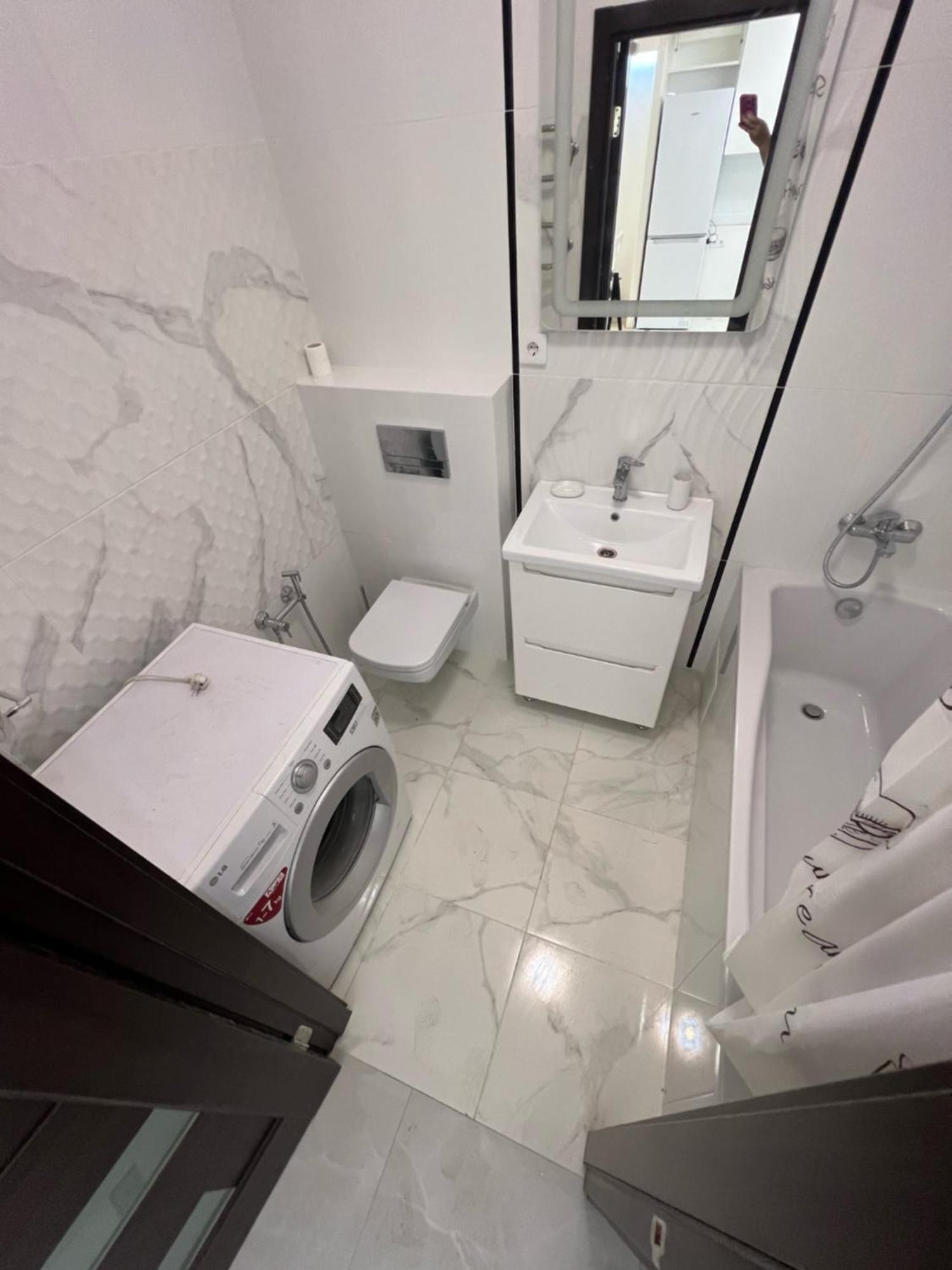 Green House Апартаменти В Новобудові По Вул Зелена 204 Lviv Ngoại thất bức ảnh